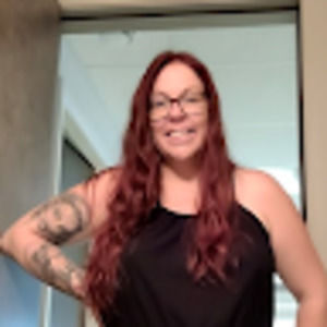 Meet your Posher, Caroline